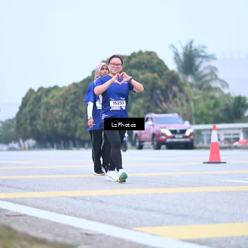Runner Photo 7558502