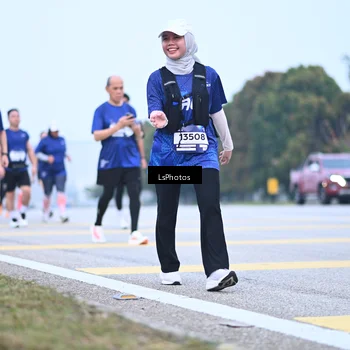 Runner Photo 7558505