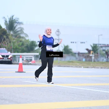 Runner Photo 7558506