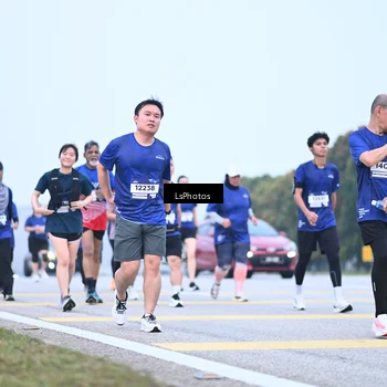 Runner Photo 7558508