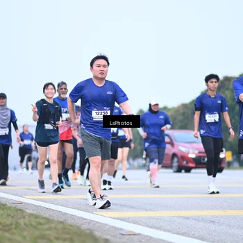 Runner Photo 7558509