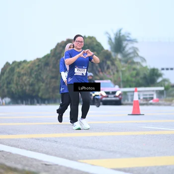 Runner Photo 7558514