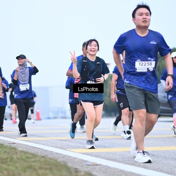 Runner Photo 7558523