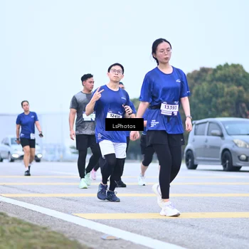 Runner Photo 7558524