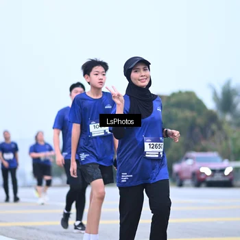 Runner Photo 7558528