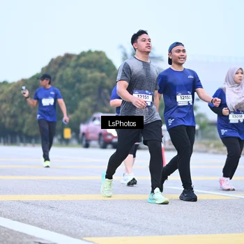 Runner Photo 7558531