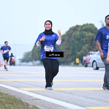 Runner Photo 7558545