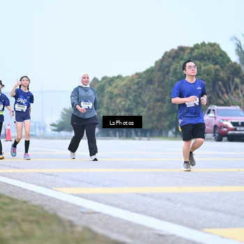 Runner Photo 7558549