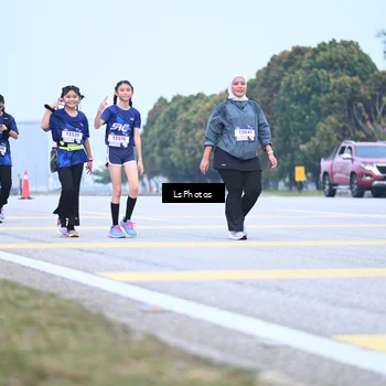 Runner Photo 7558552