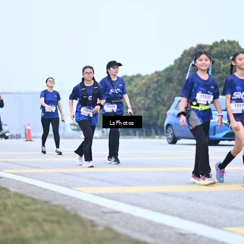 Runner Photo 7558555