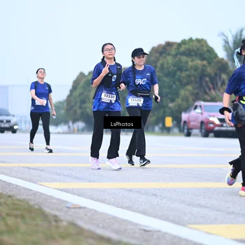 Runner Photo 7558565