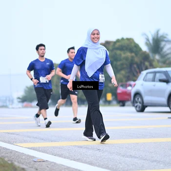 Runner Photo 7558573