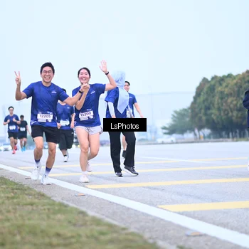 Runner Photo 7558581