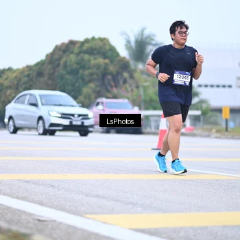 Runner Photo 7558585