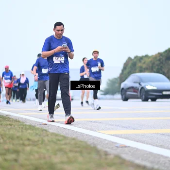 Runner Photo 7558586