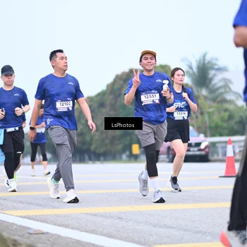 Runner Photo 7558587