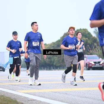 Runner Photo 7558588