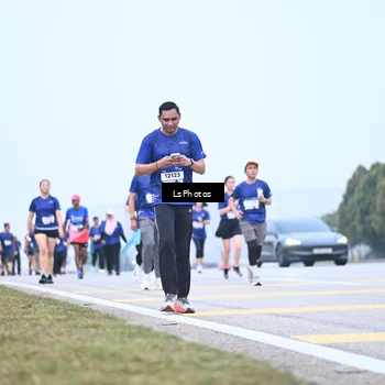 Runner Photo 7558589