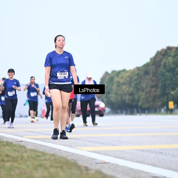 Runner Photo 7558593