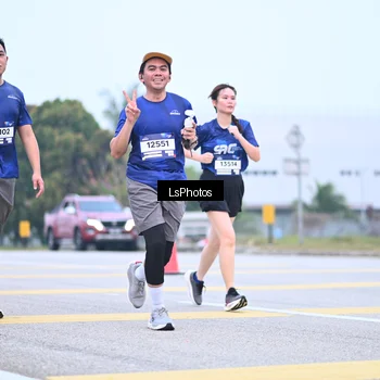 Runner Photo 7558595