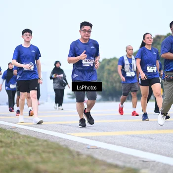 Runner Photo 7558614