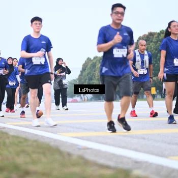 Runner Photo 7558618