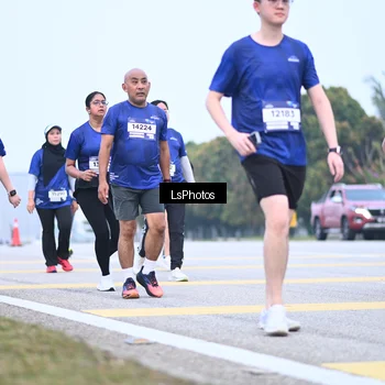 Runner Photo 7558621