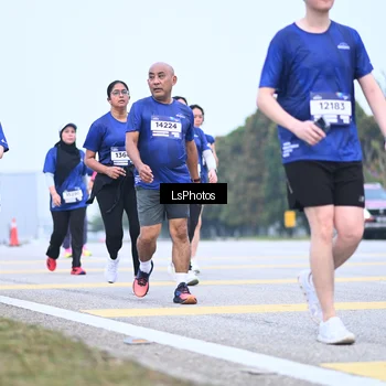 Runner Photo 7558623