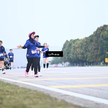 Runner Photo 7558630