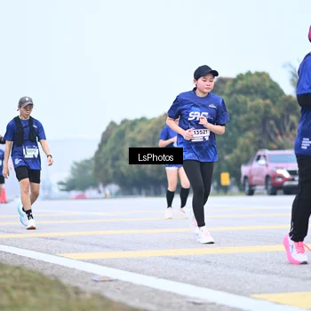 Runner Photo 7558633