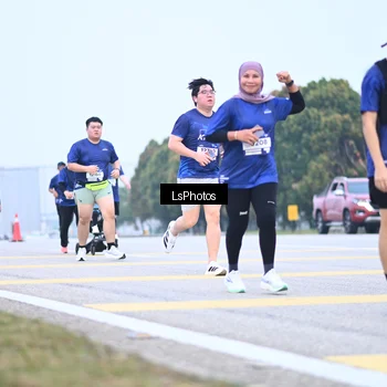 Runner Photo 7558640