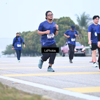 Runner Photo 7558642