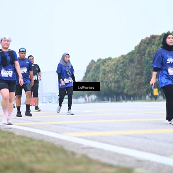 Runner Photo 7558645