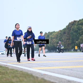 Runner Photo 7558653