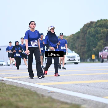 Runner Photo 7558657