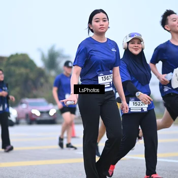 Runner Photo 7558660