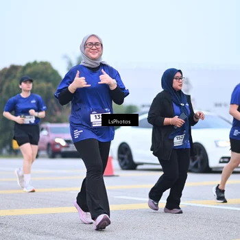 Runner Photo 7558665