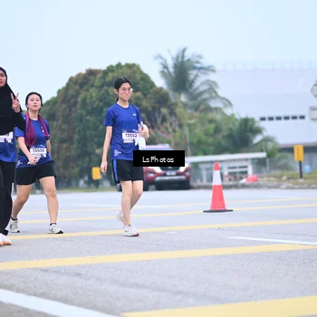 Runner Photo 7558670