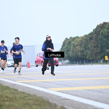 Runner Photo 7558685