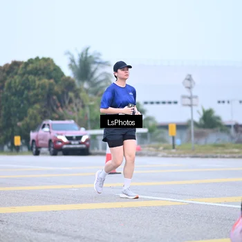Runner Photo 7558687