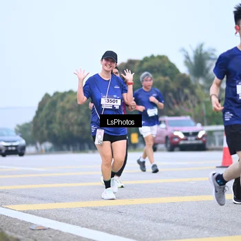 Runner Photo 7558689