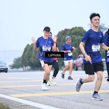 Runner Photo 7558692