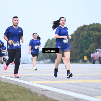 Runner Photo 7558699