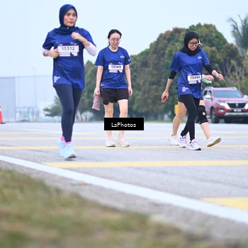 Runner Photo 7558709