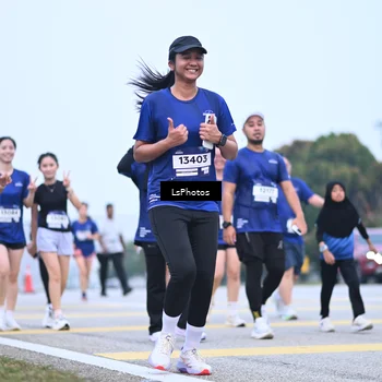 Runner Photo 7558723