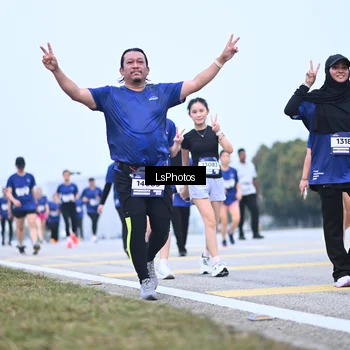 Runner Photo 7558725