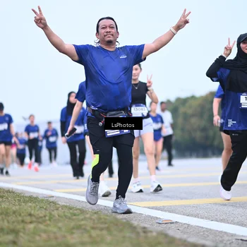 Runner Photo 7558726