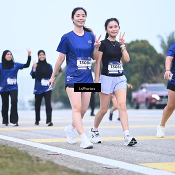 Runner Photo 7558732
