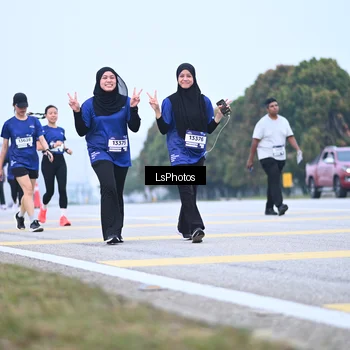 Runner Photo 7558735