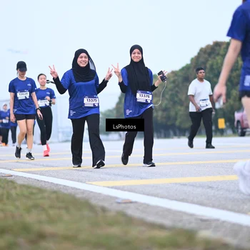 Runner Photo 7558736